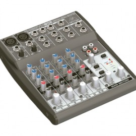 Mezcladora Analógica Behringer XENYX-802